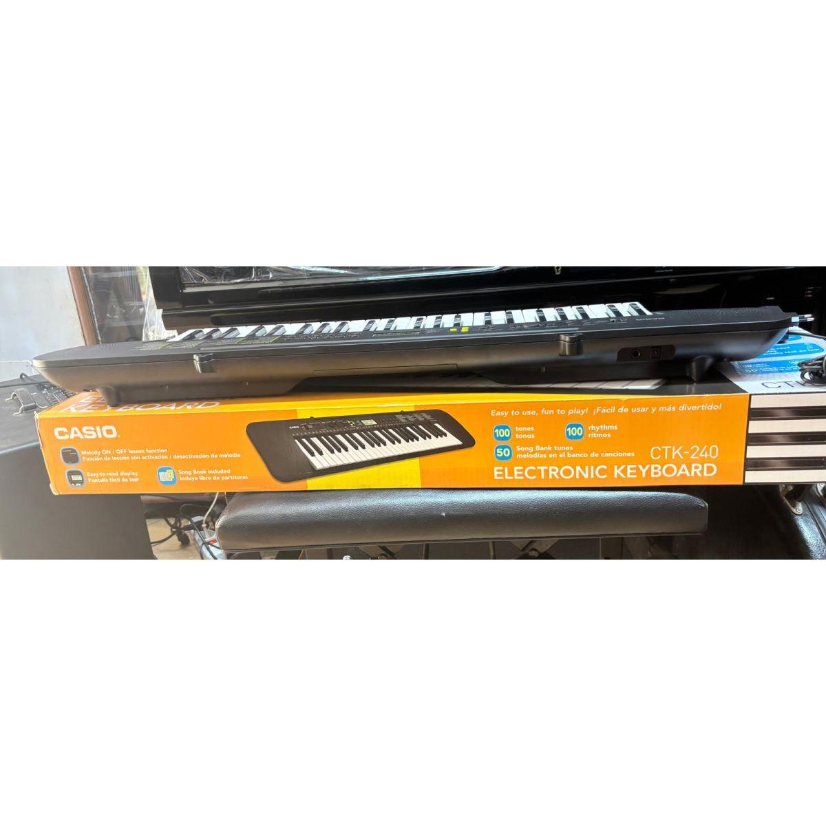 CASIO CTK 240 tastiera 49 tasti USATA