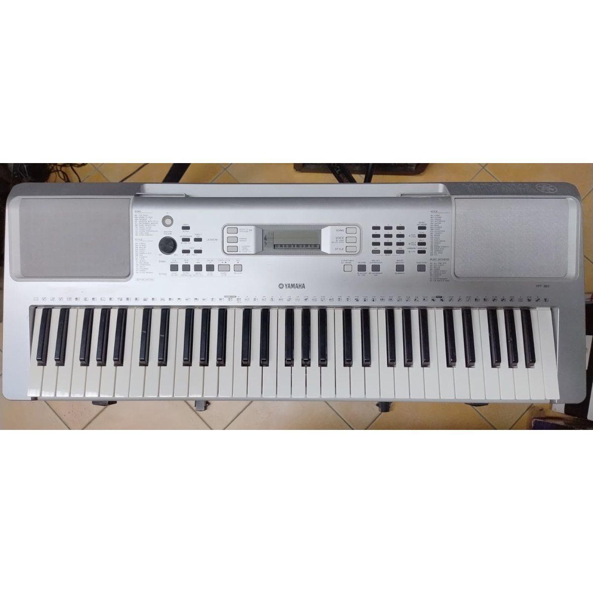 Yamaha YPT 360 Tastiera 61 tasti, usata