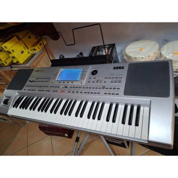 Korg pa 80 tastiera arranger 61 tasti