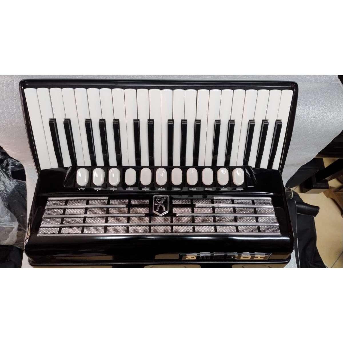 Hohner Favorite IVP Fisarmonica 96 Bassi, usata