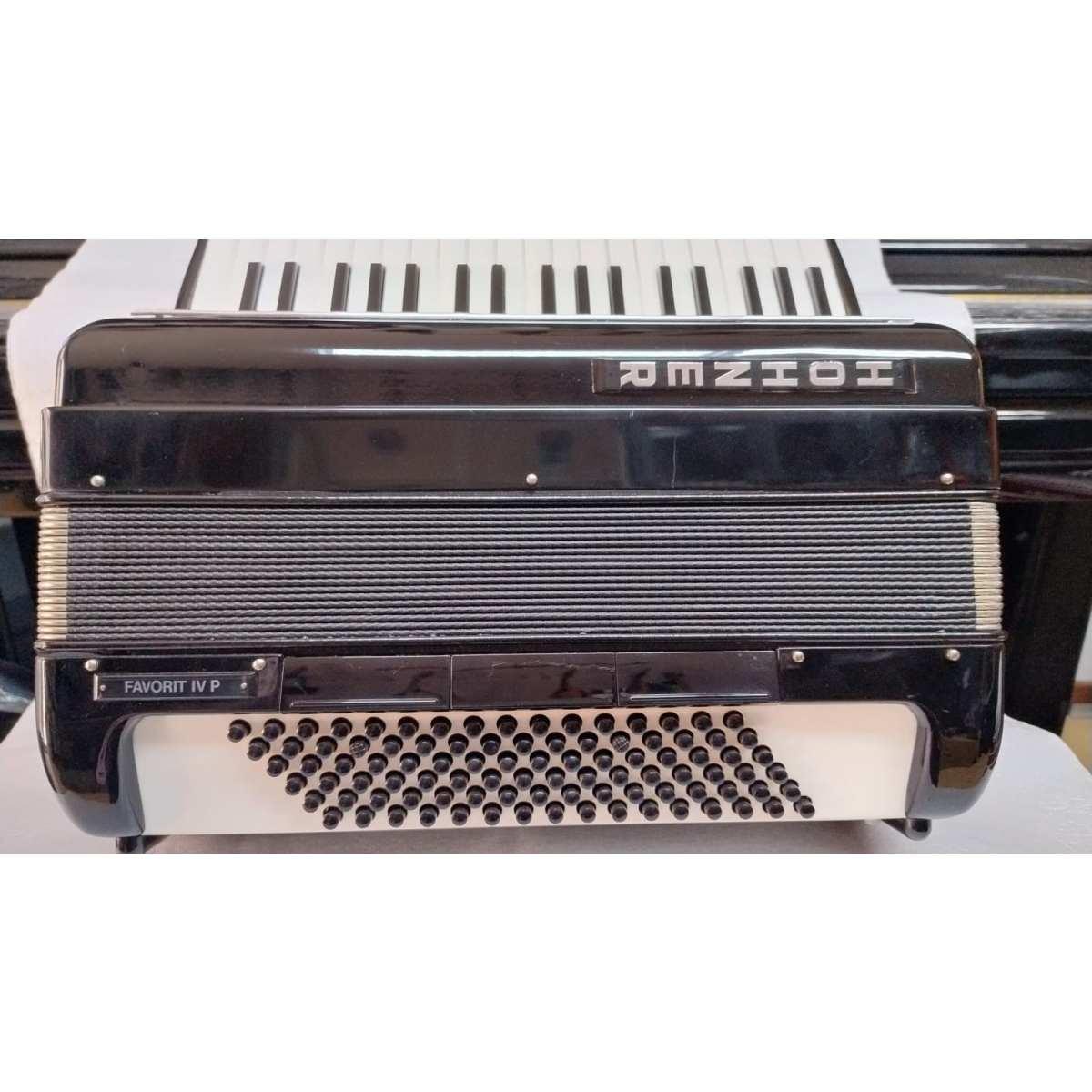 Hohner Favorite IVP Fisarmonica 96 Bassi, usata