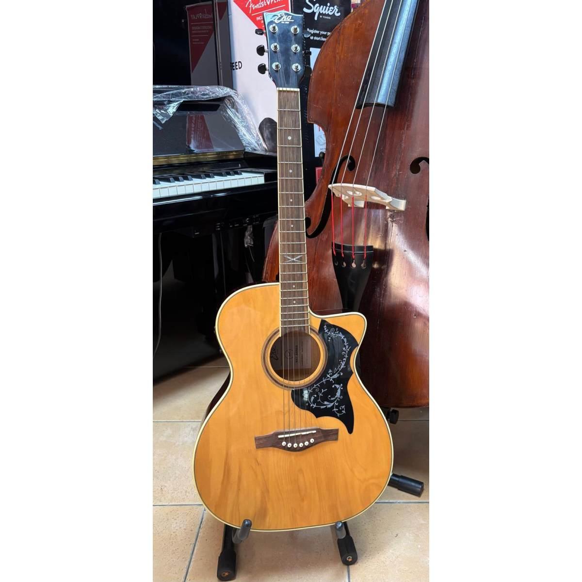 EKO NXT 018CWEO Chitarra acustica elettrificata con custodia Usata